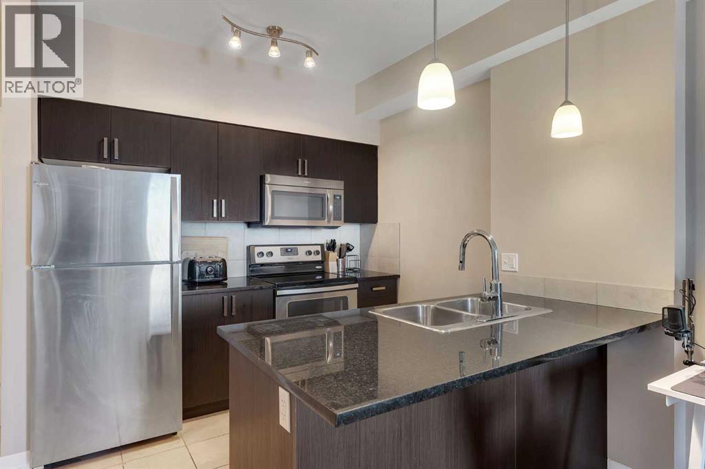 312, 117 Copperpond Common SE, Calgary, Alberta  T2Z 5E2 - Photo 6 - A2289010