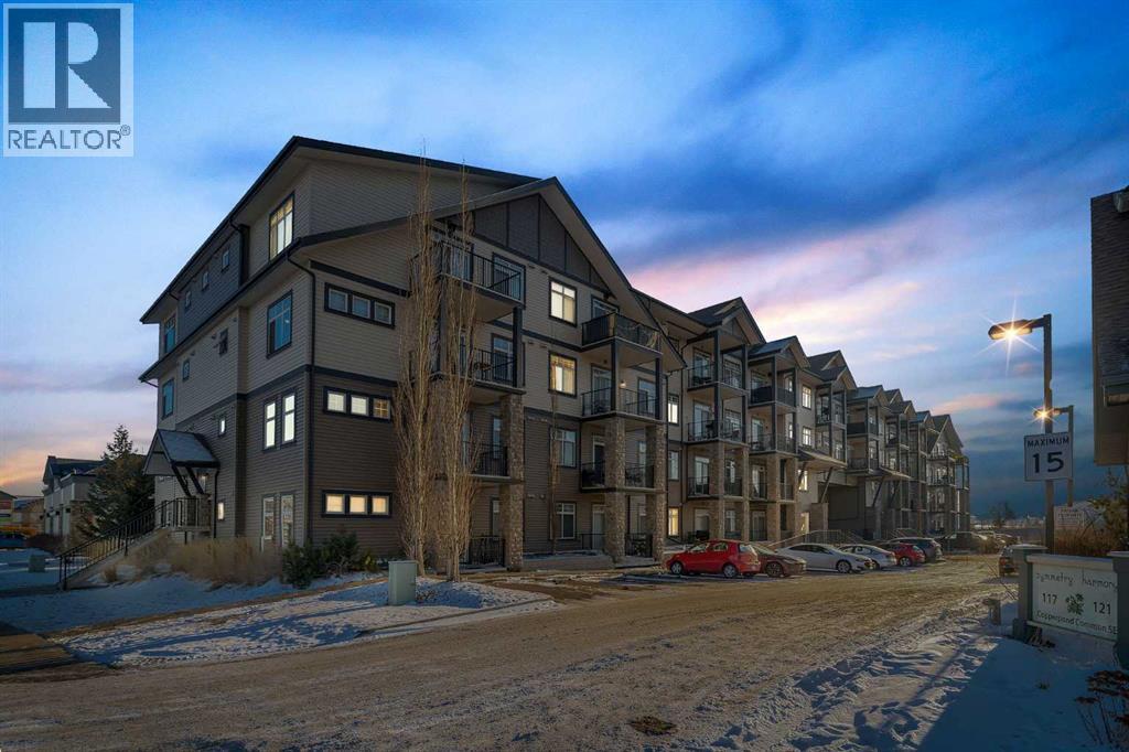 312, 117 Copperpond Common SE, Calgary, Alberta  T2Z 5E2 - Photo 1 - A2289010