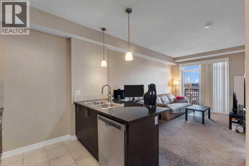 312, 117 Copperpond Common SE, Calgary, Alberta  T2Z 5E2 - Photo 8 - A2289010