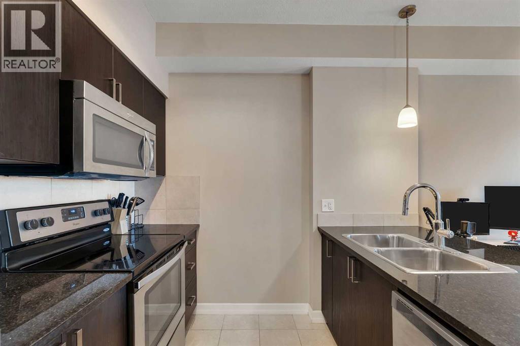 312, 117 Copperpond Common SE, Calgary, Alberta  T2Z 5E2 - Photo 7 - A2289010