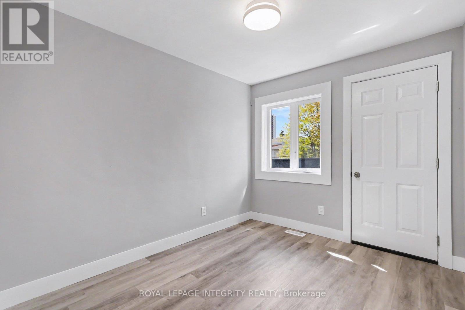 222 Mcarthur Avenue, Ottawa, Ontario  K1L 6P5 - Photo 10 - X13125588