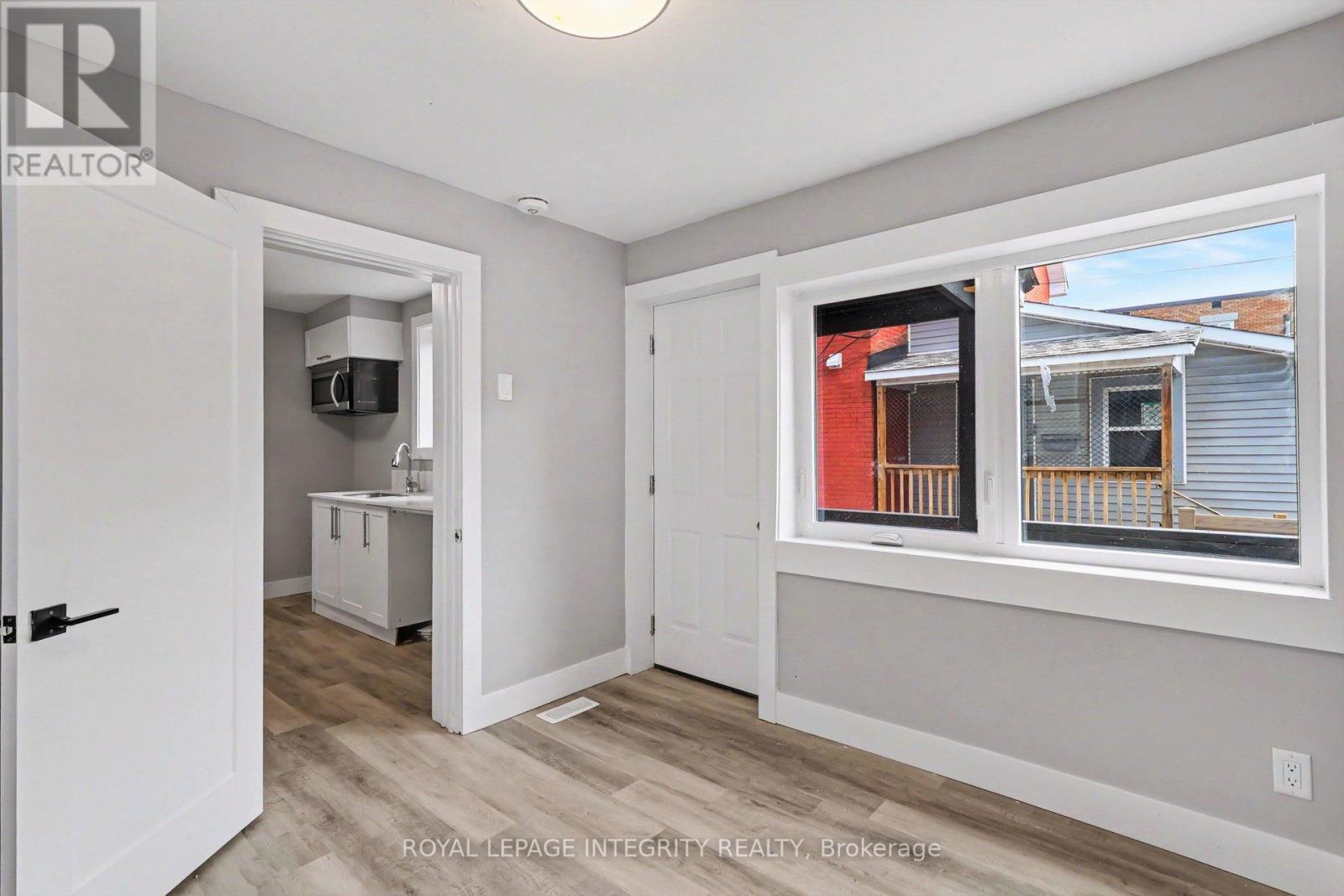222 Mcarthur Avenue, Ottawa, Ontario  K1L 6P5 - Photo 2 - X13125588