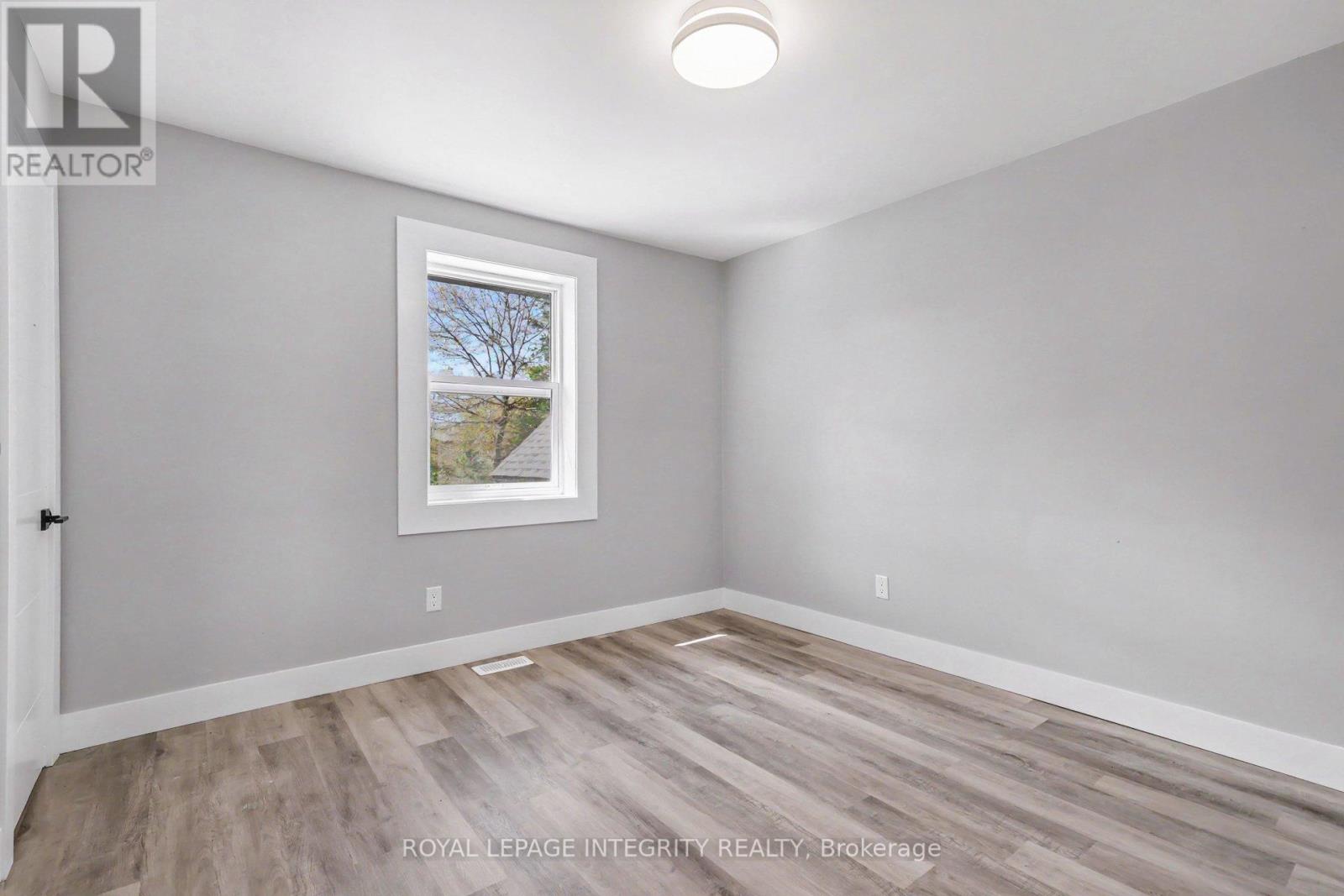 222 Mcarthur Avenue, Ottawa, Ontario  K1L 6P5 - Photo 8 - X13125588