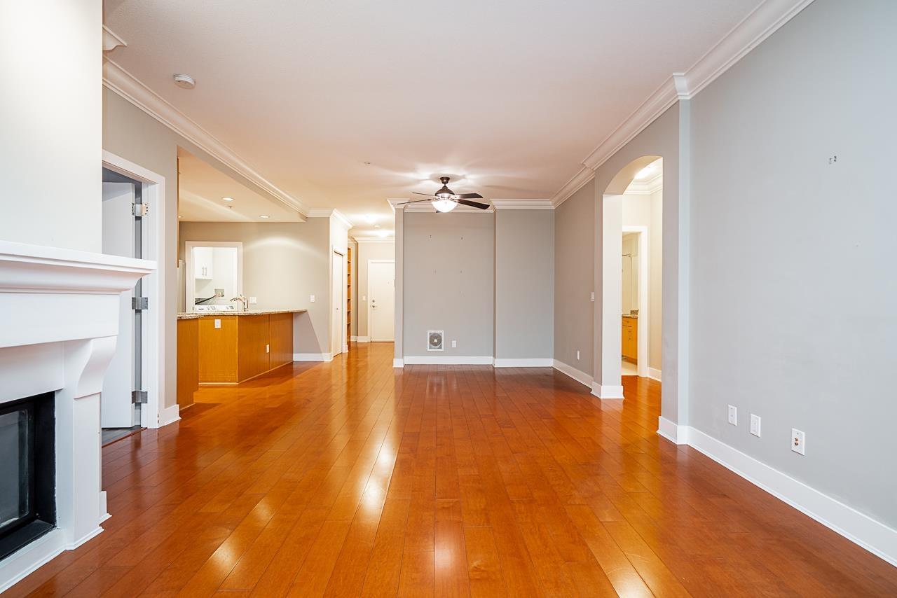 207 16421 64 Avenue, Surrey, British Columbia  V3S 6V7 - Photo 9 - R3113510