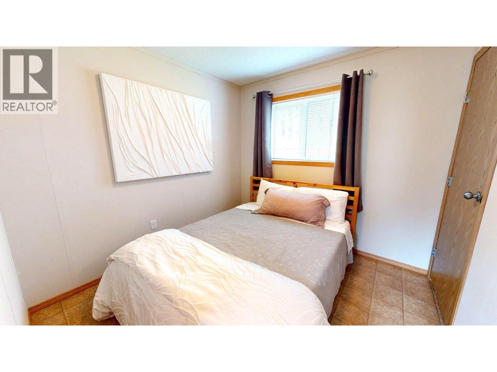 100 Aspen Drive Unit# 8, Sparwood, British Columbia  V0B 2G0 - Photo 17 - 10387236