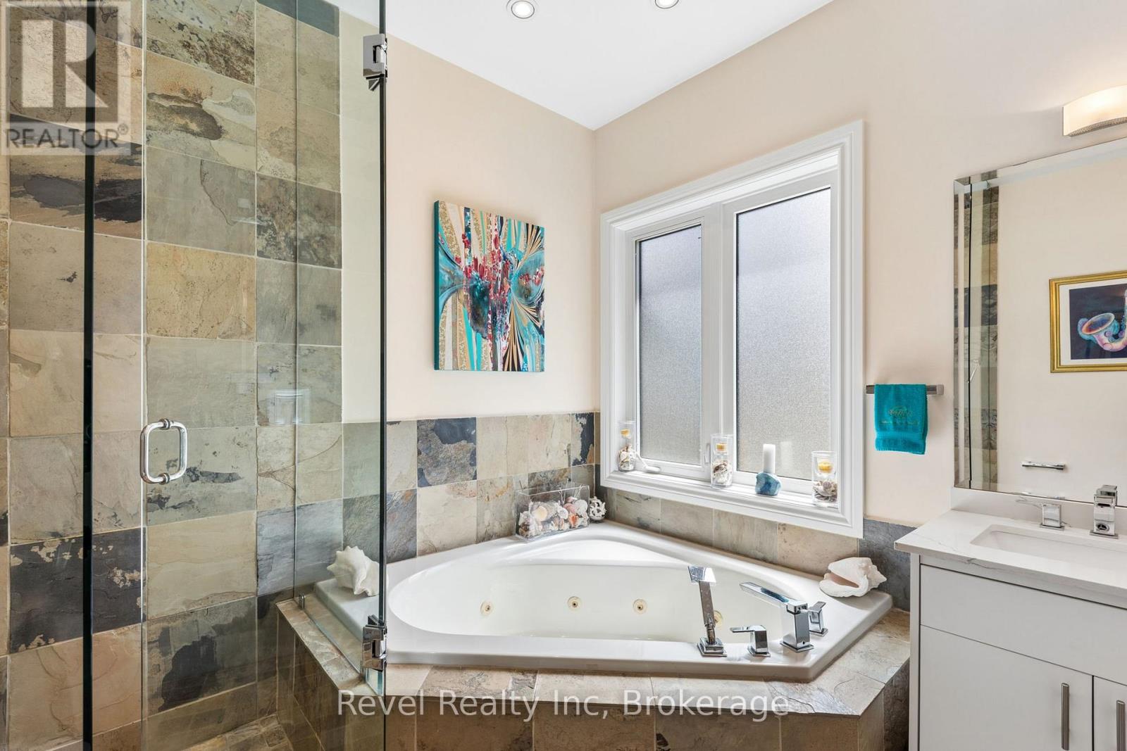 54 Vincent Circle, Tiny, Ontario  L0L 2T0 - Photo 18 - S13124684