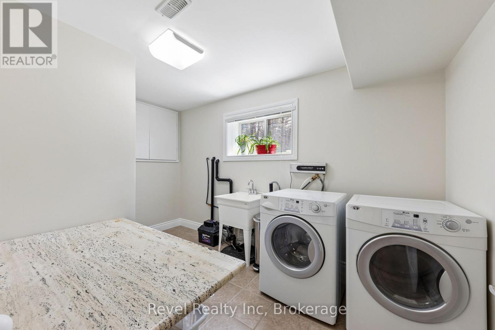 54 Vincent Circle, Tiny, Ontario  L0L 2T0 - Photo 43 - S13124684