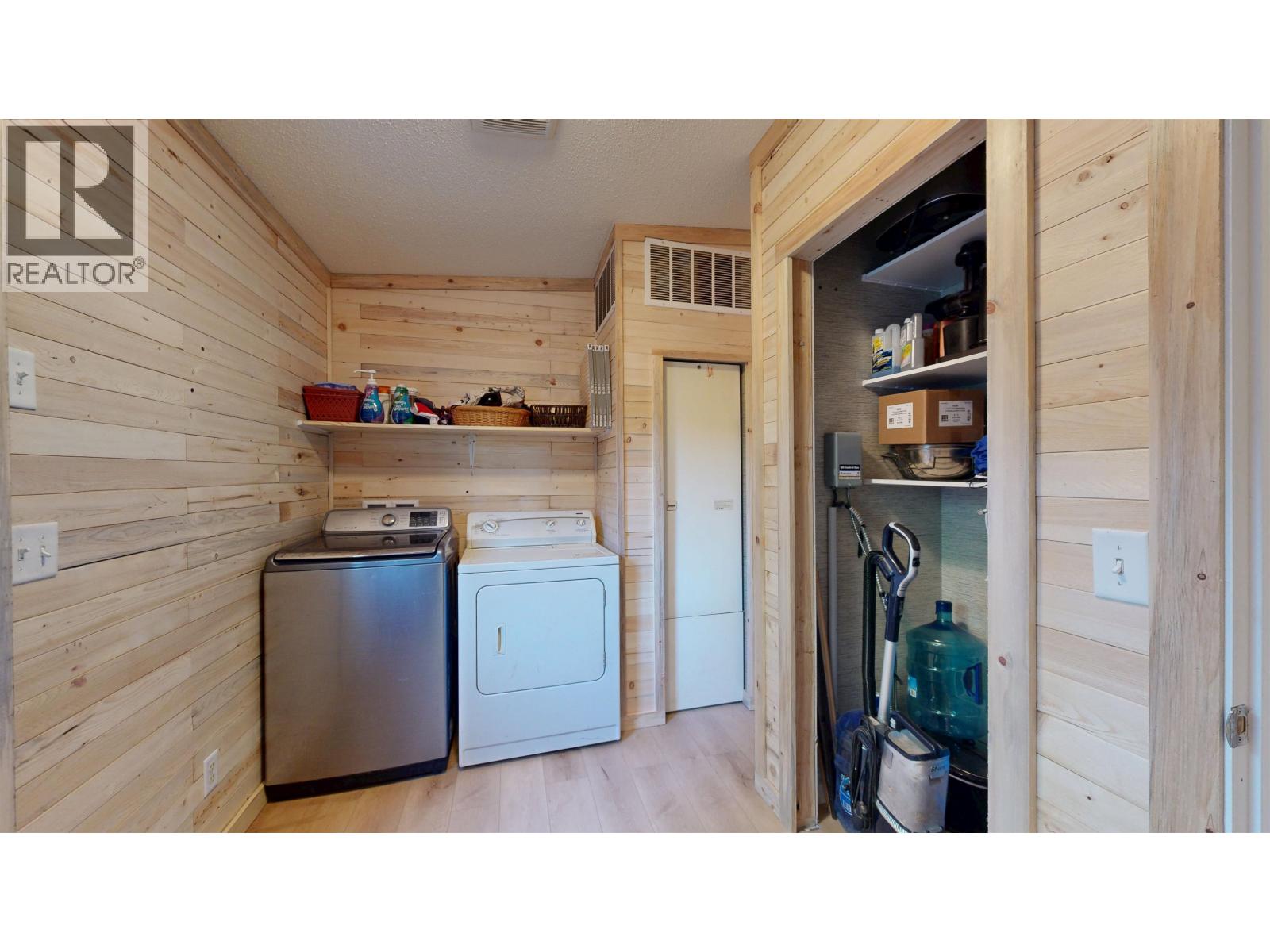 6480 Messner Road, 100 Mile House, British Columbia  V0K 2E3 - Photo 17 - R3123624