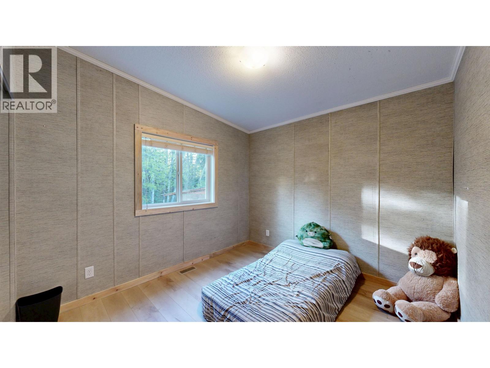 6480 Messner Road, 100 Mile House, British Columbia  V0K 2E3 - Photo 24 - R3123624