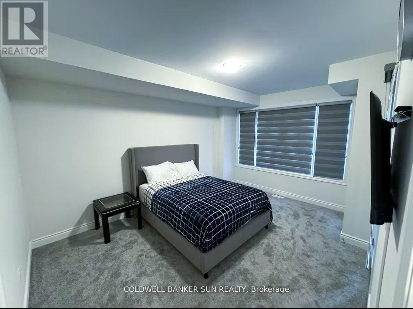 5 Marvin Avenue, Oakville, Ontario  L6H 0Z6 - Photo 7 - W13061058