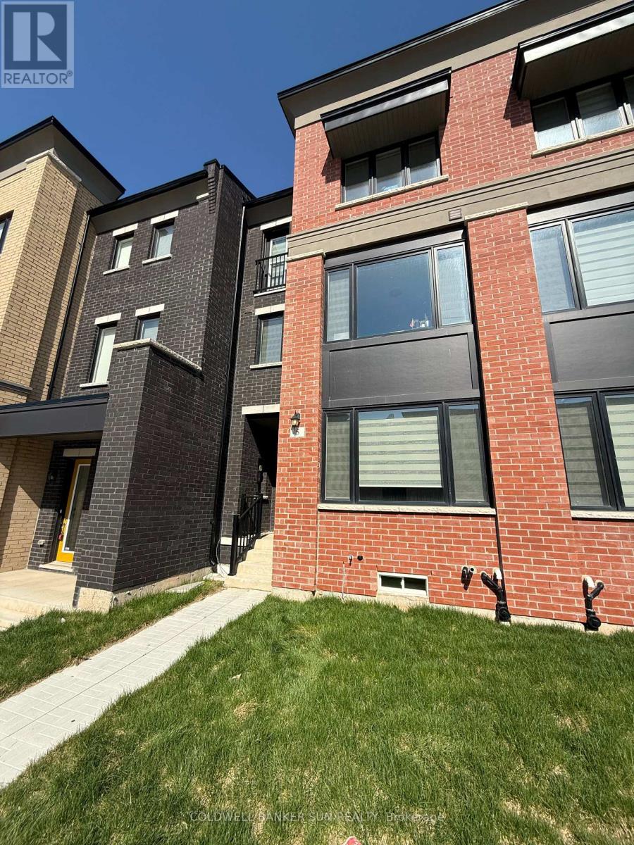 5 Marvin Avenue, Oakville, Ontario  L6H 0Z6 - Photo 3 - W13061058