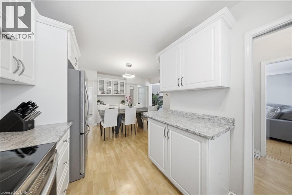 71 Pinecrest Drive, Kitchener, Ontario  N2A 2G6 - Photo 13 - 40816274