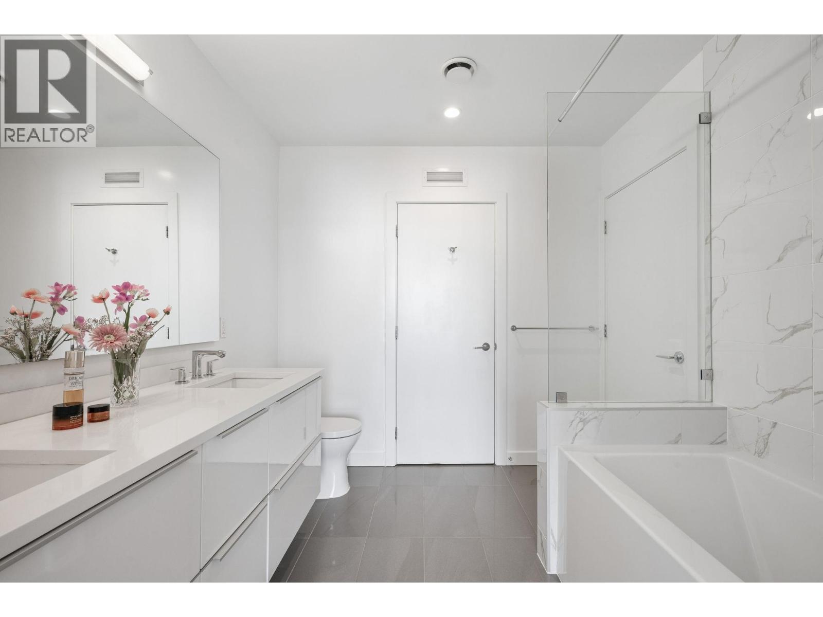 301 4427 Cambie Street, Vancouver, British Columbia  V5Z 2Y8 - Photo 14 - R3122629