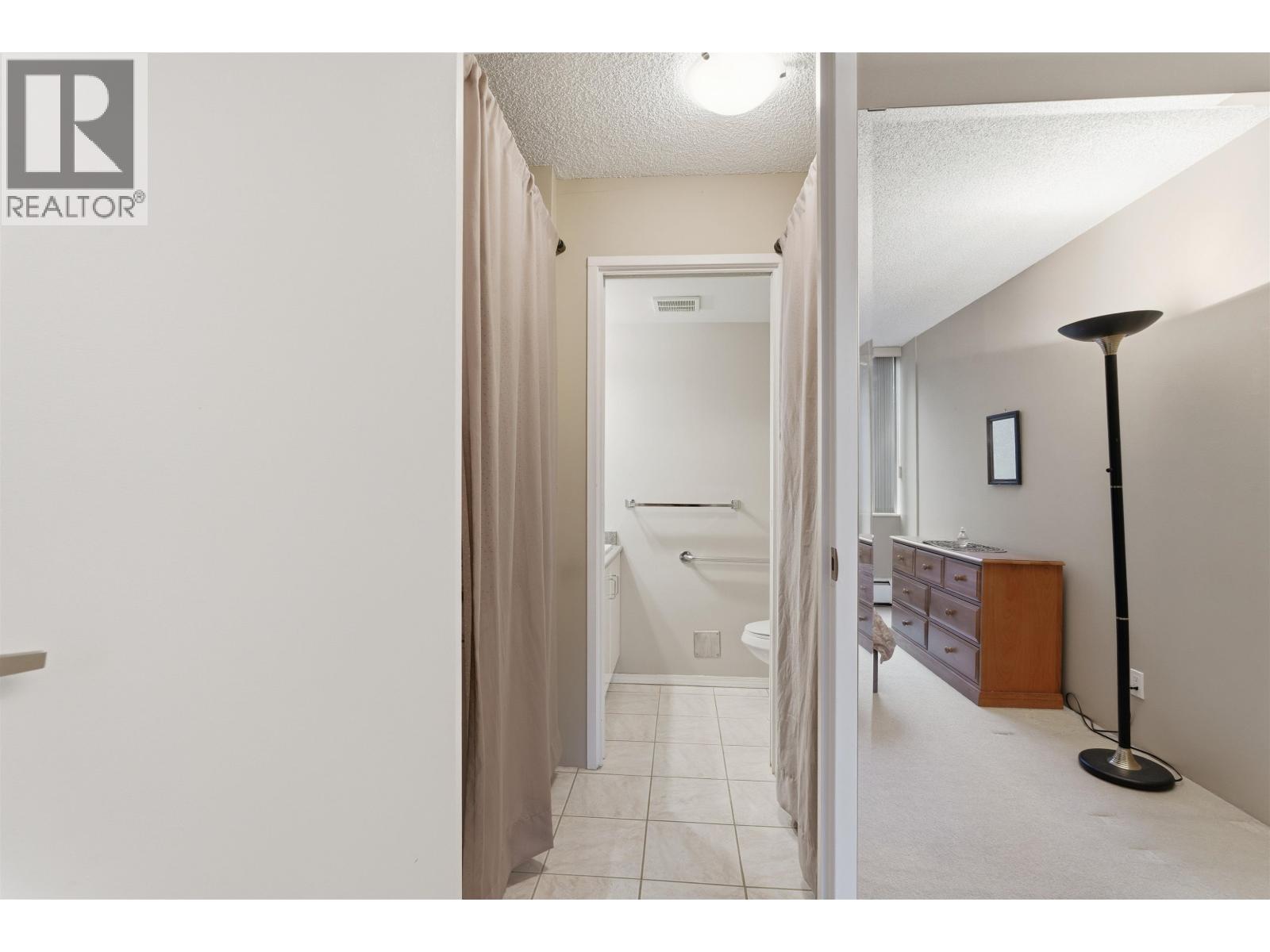 808 2020 Fullerton Avenue, North Vancouver, British Columbia  V7P 3G3 - Photo 18 - R3123027