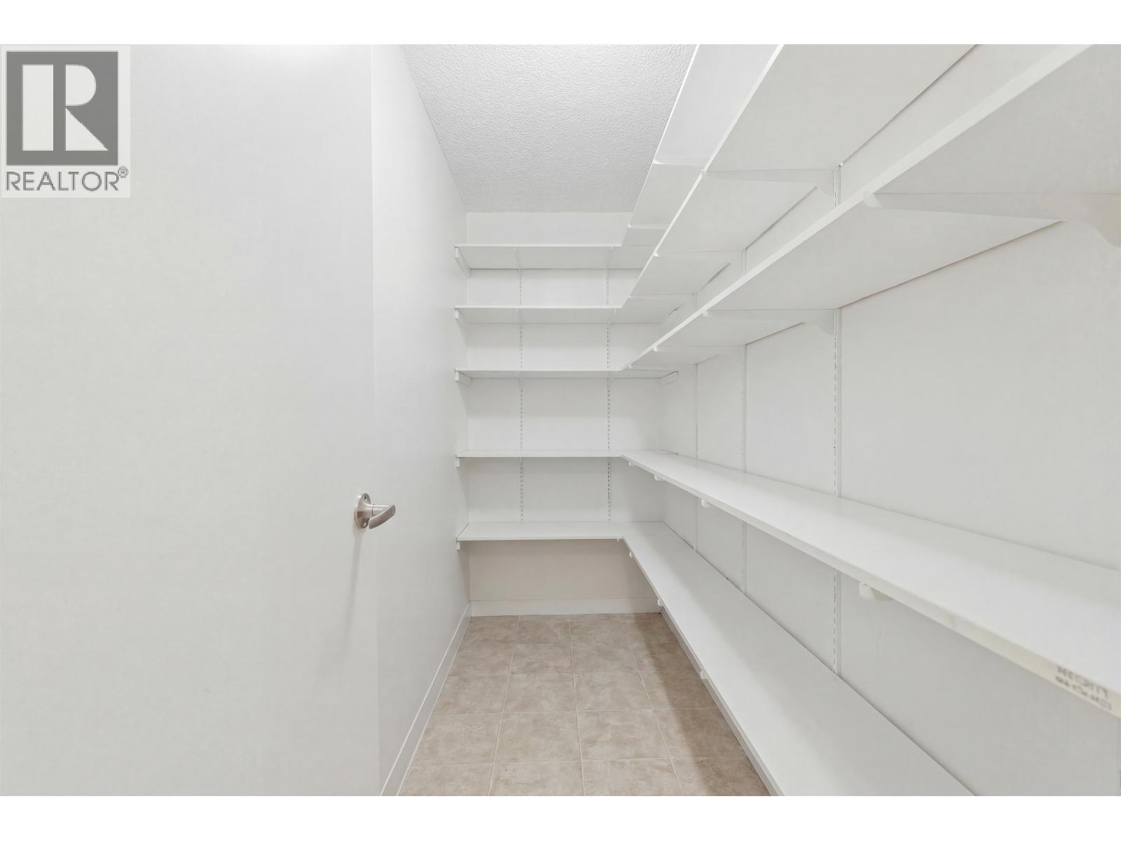 808 2020 Fullerton Avenue, North Vancouver, British Columbia  V7P 3G3 - Photo 23 - R3123027