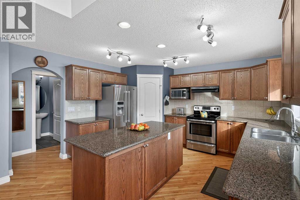 169 West Creek Boulevard, Chestermere, Alberta  T1X 1P5 - Photo 17 - A2309010
