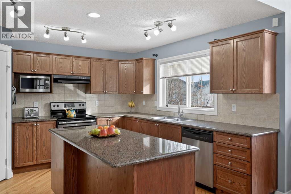 169 West Creek Boulevard, Chestermere, Alberta  T1X 1P5 - Photo 15 - A2309010