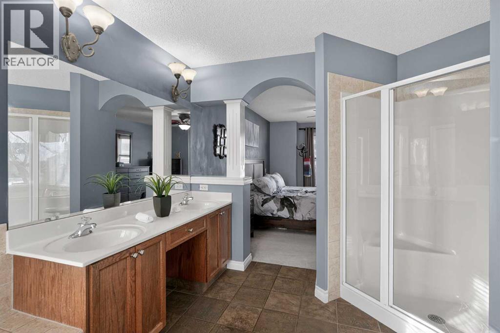 169 West Creek Boulevard, Chestermere, Alberta  T1X 1P5 - Photo 28 - A2309010