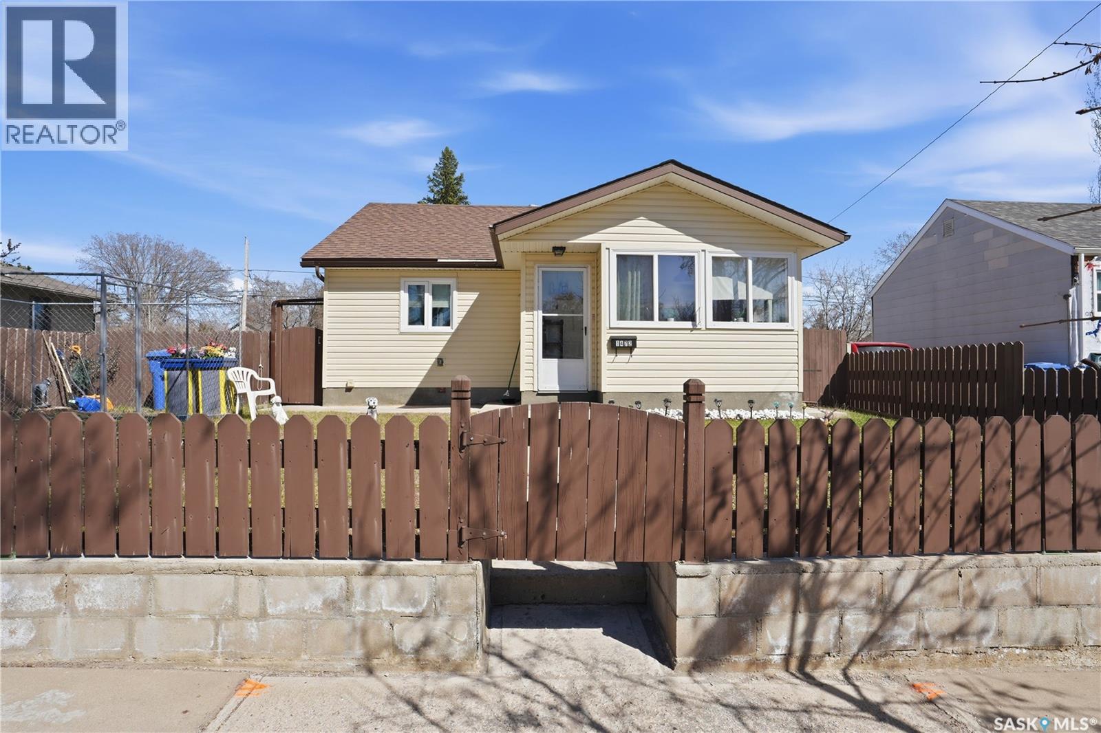 1472 103rd Street, North Battleford, Saskatchewan  S9A 1L3 - Photo 1 - SK035787