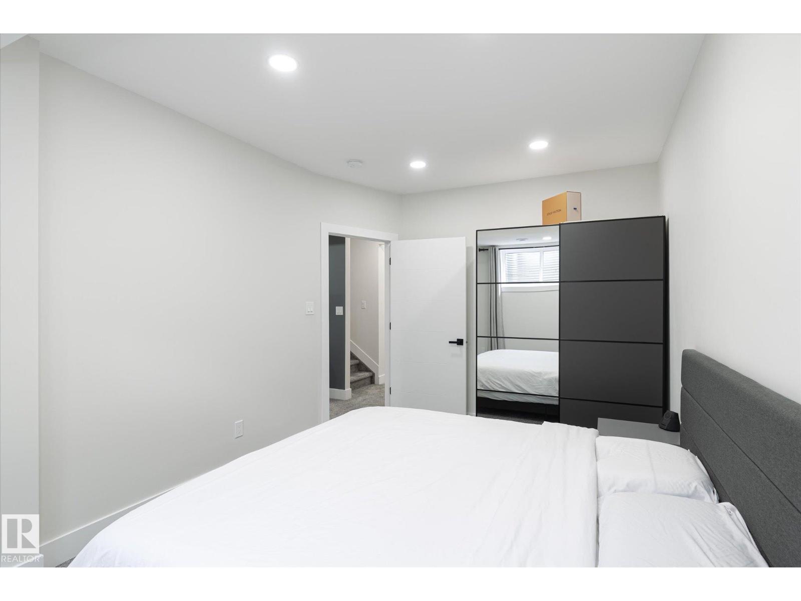 1214 Eaton Ln Nw, Edmonton, Alberta  T6M 1M9 - Photo 38 - E4487543