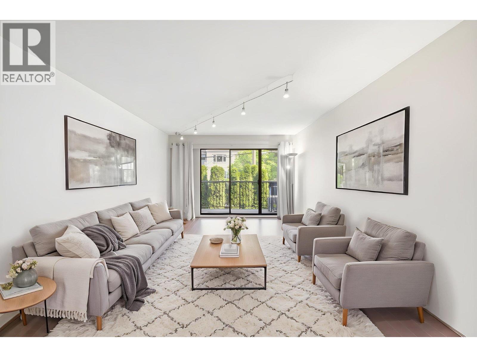 205 1585 E 4TH AVENUE, Vancouver, British Columbia