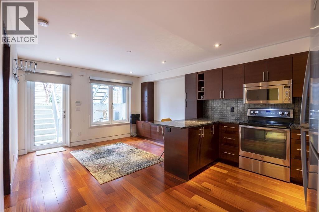 44xx W 7th Avenue, Vancouver, British Columbia  V6R 1X1 - Photo 2 - R3123615