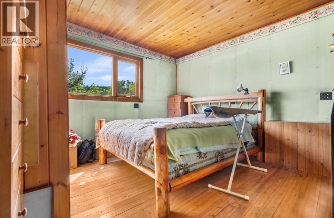 600 Robinson Road, Edgewood, British Columbia  V0G 1J0 - Photo 17 - 10387376