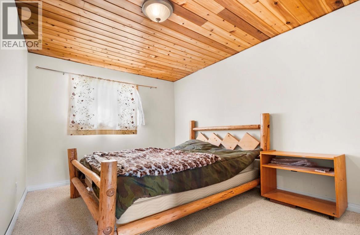 600 Robinson Road, Edgewood, British Columbia  V0G 1J0 - Photo 22 - 10387376