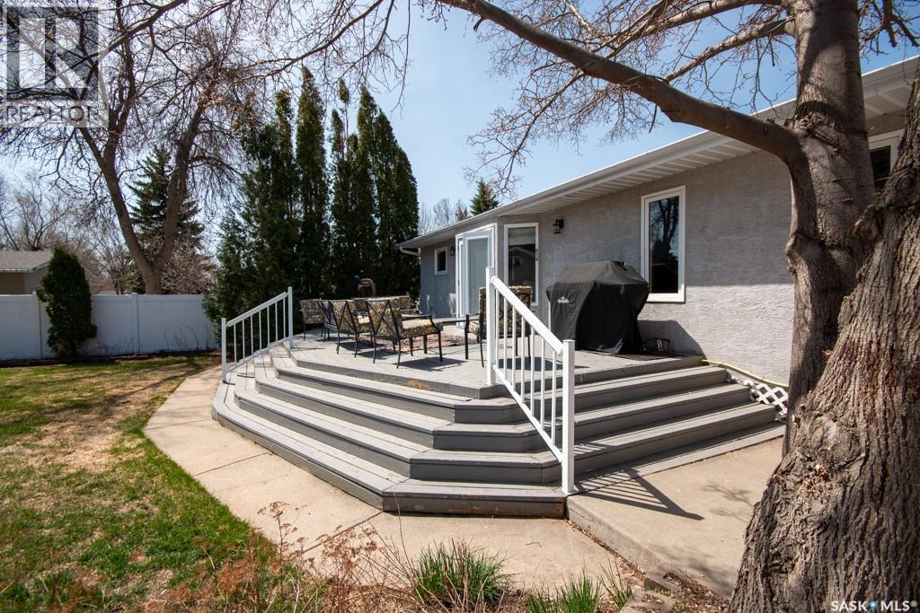 1666 Marshall Crescent, Moose Jaw, Saskatchewan  S6H 3G7 - Photo 29 - SK035797