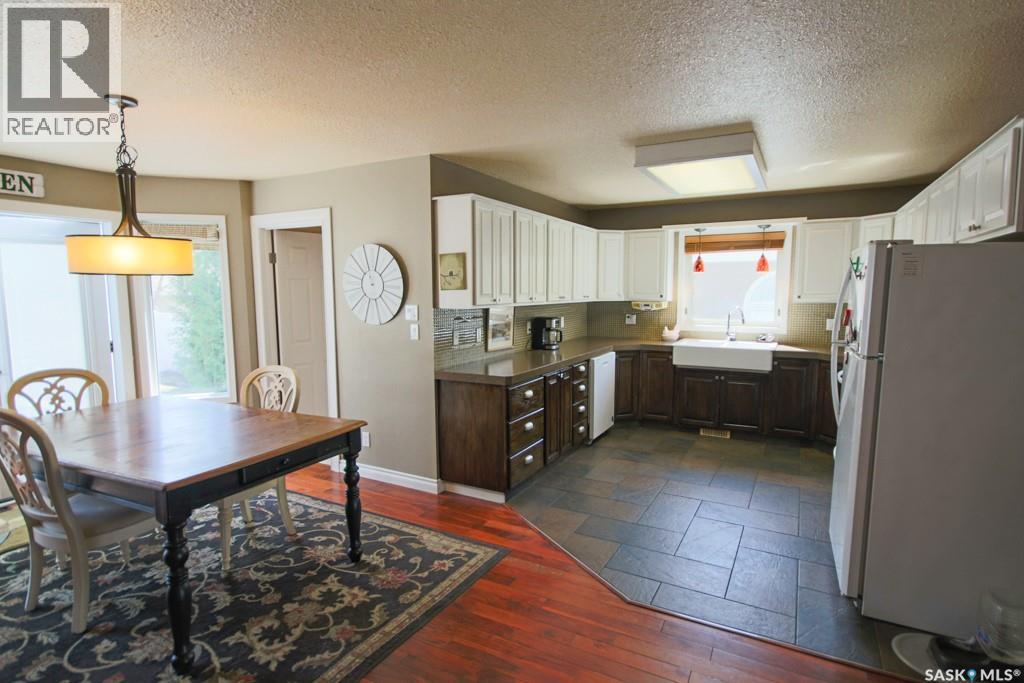 1666 Marshall Crescent, Moose Jaw, Saskatchewan  S6H 3G7 - Photo 7 - SK035797
