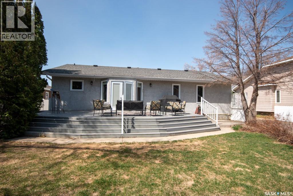 1666 Marshall Crescent, Moose Jaw, Saskatchewan  S6H 3G7 - Photo 27 - SK035797