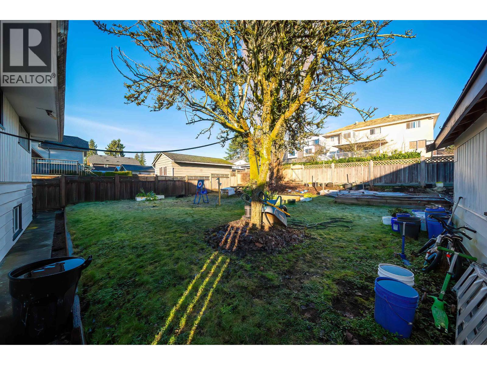 915 Walls Avenue, Coquitlam, British Columbia  V3K 2T2 - Photo 3 - R3123613