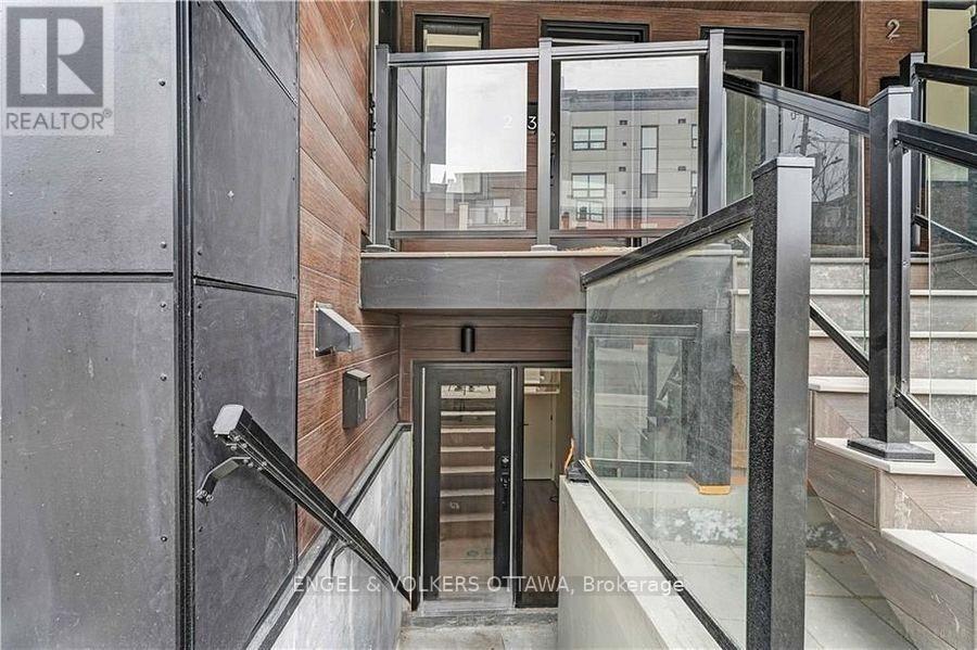 1 - 6b Monk Street, Ottawa, Ontario  K1S 3Y5 - Photo 2 - X13125654