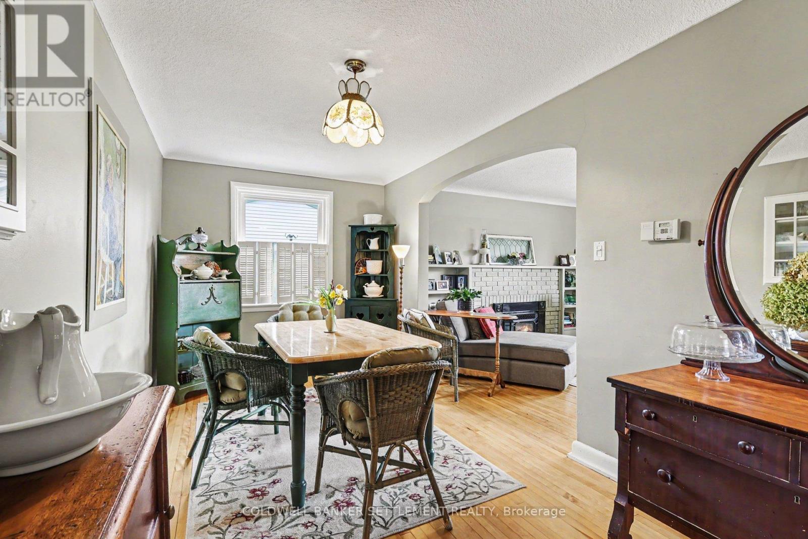 71 Harvey Street, Perth, Ontario  K7H 1X1 - Photo 8 - X13125678