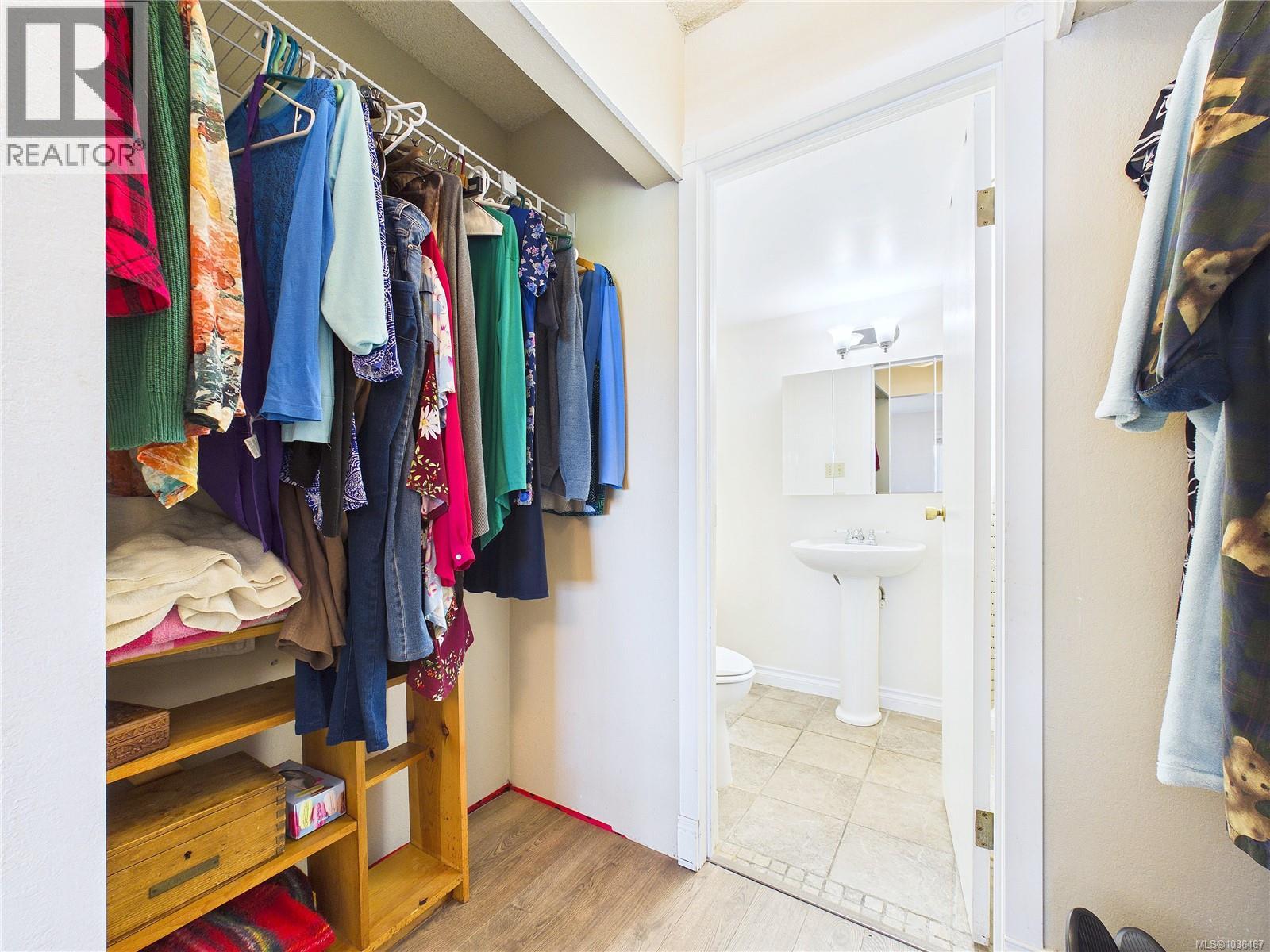 401 1665 Oak Bay Ave, Victoria, British Columbia  V8R 1B5 - Photo 29 - 1036467