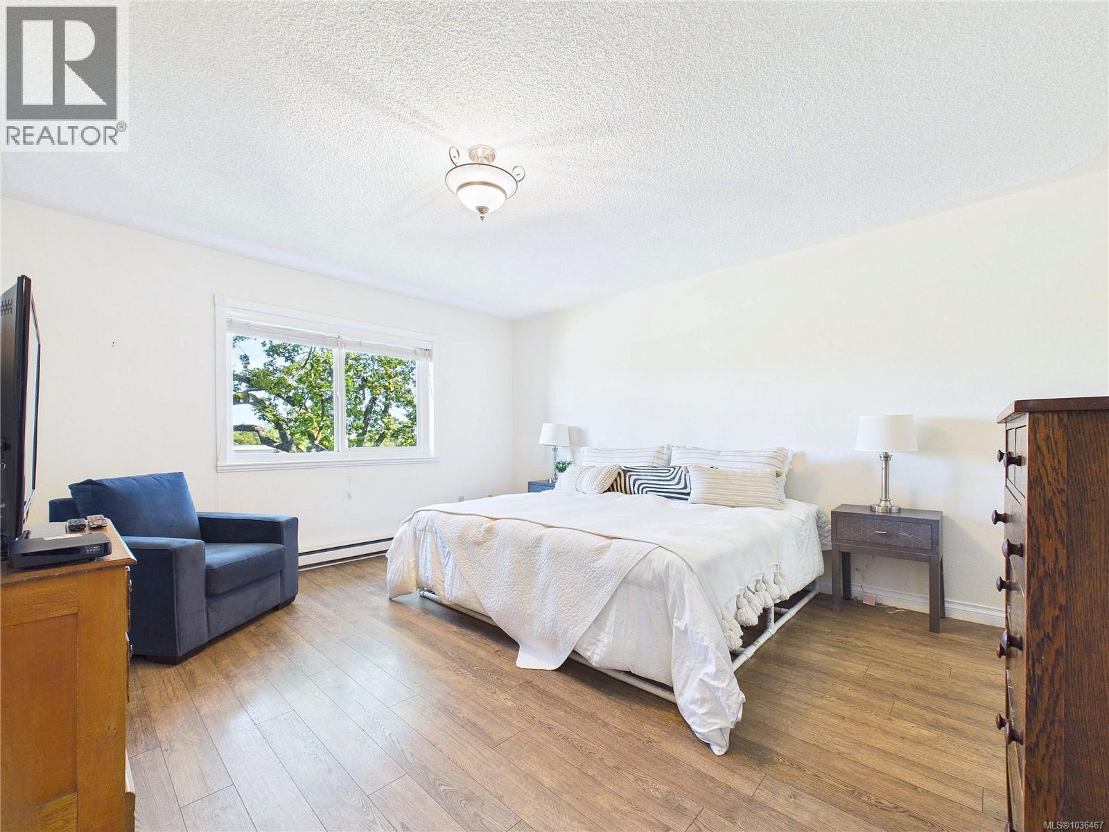 401 1665 Oak Bay Ave, Victoria, British Columbia  V8R 1B5 - Photo 25 - 1036467
