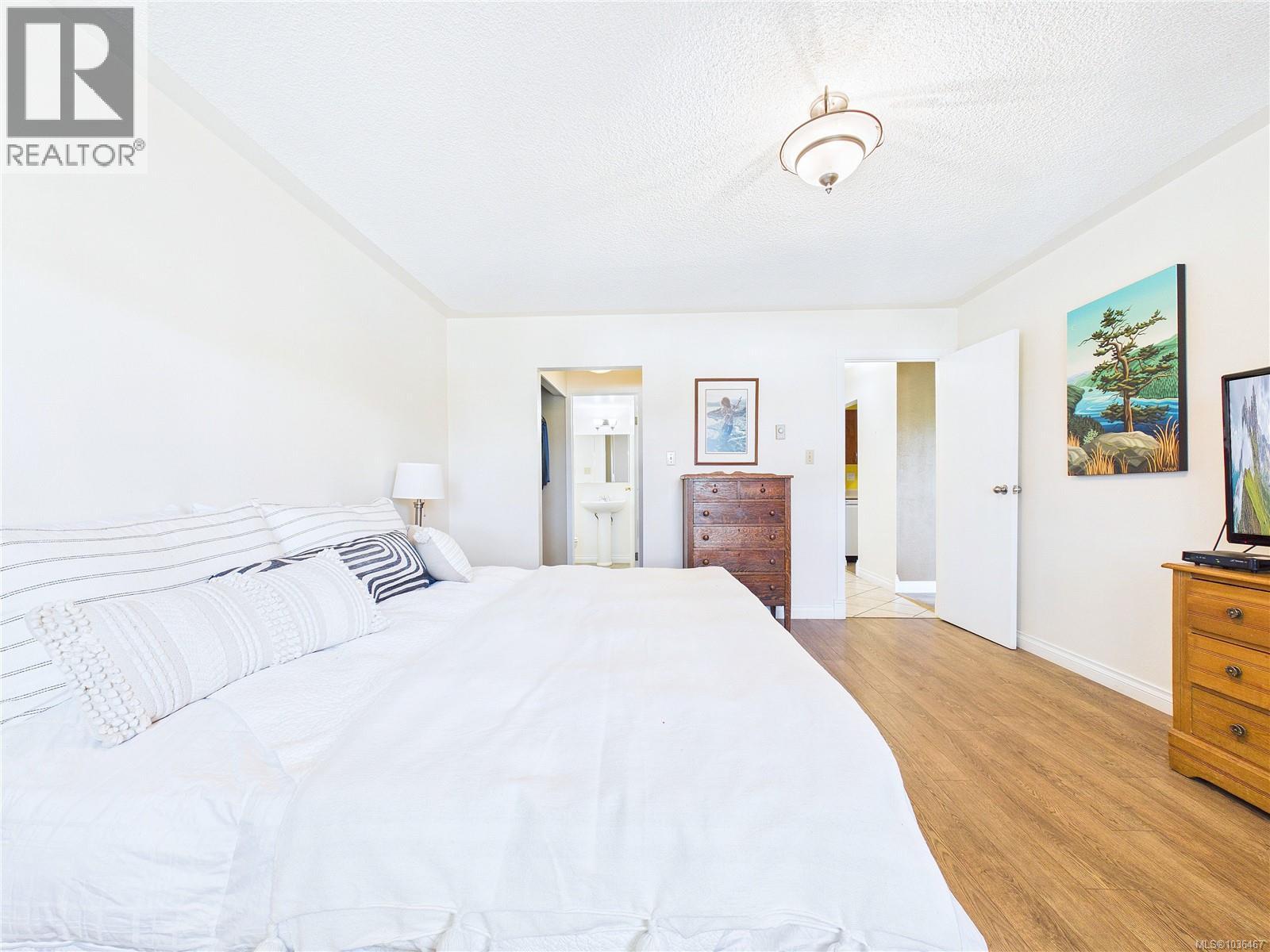 401 1665 Oak Bay Ave, Victoria, British Columbia  V8R 1B5 - Photo 28 - 1036467