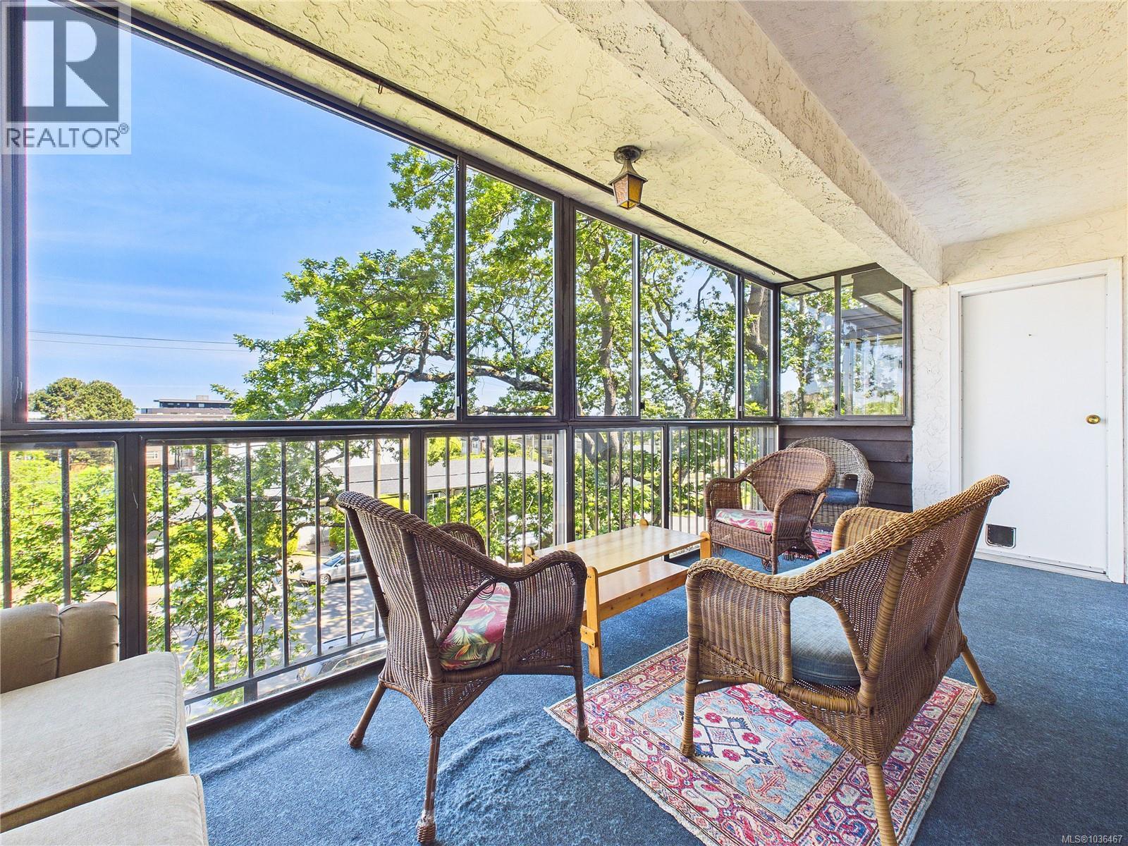 401 1665 Oak Bay Ave, Victoria, British Columbia  V8R 1B5 - Photo 17 - 1036467