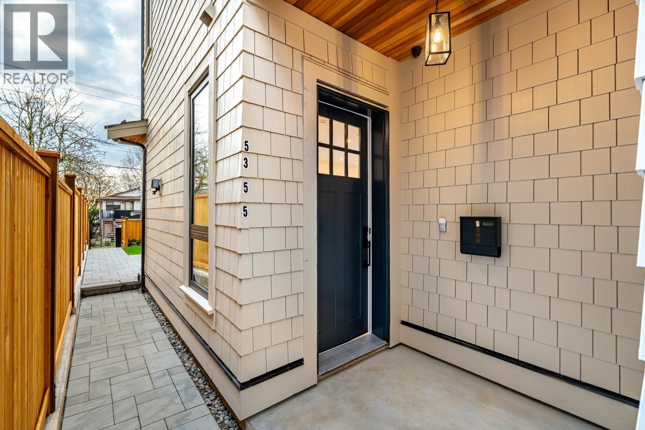 2 5355 Inverness Street, Vancouver, British Columbia  V5W 3P2 - Photo 2 - R3122286