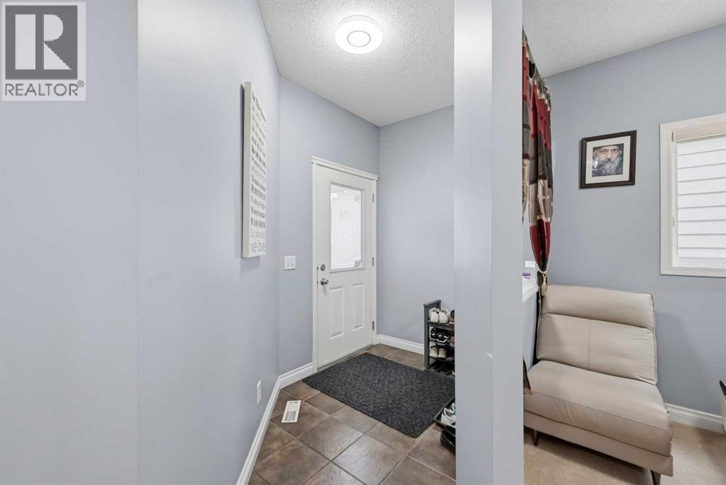 61 Saddleland Drive NE, Calgary, Alberta  T3J 5J3 - Photo 4 - A2306031