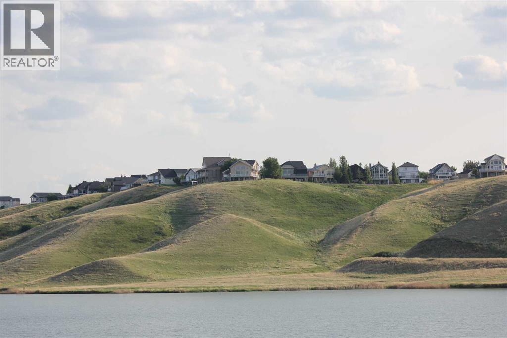 26 White Pelican Way, Rural Vulcan County, Alberta  T0L 2B0 - Photo 4 - A2307432