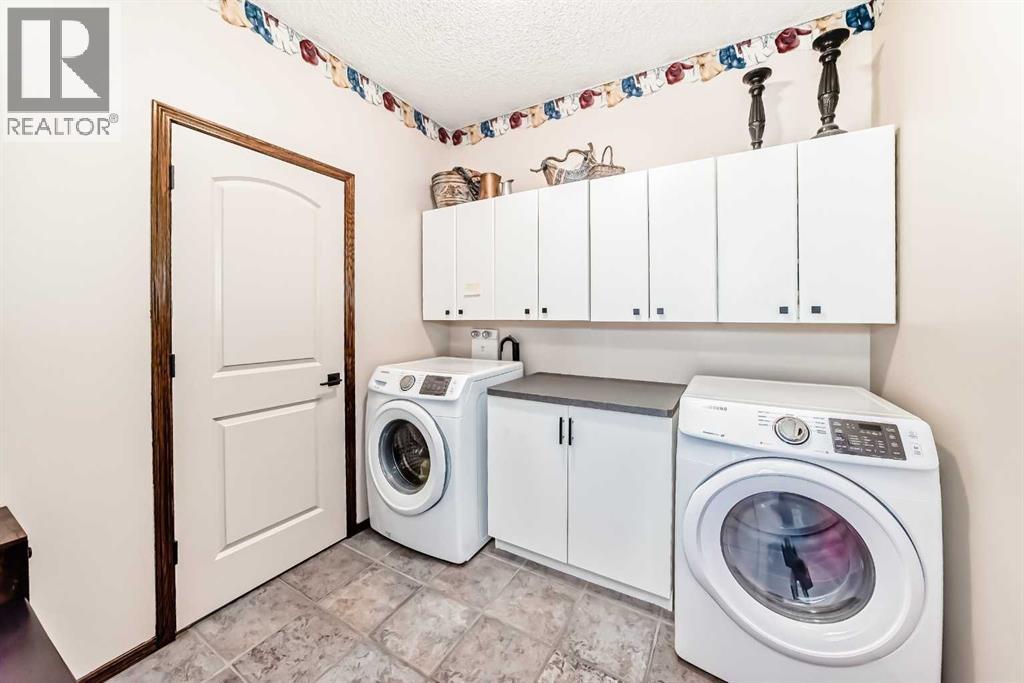 1416 Strathcona Drive SW, Calgary, Alberta  T3H 4L1 - Photo 17 - A2308885