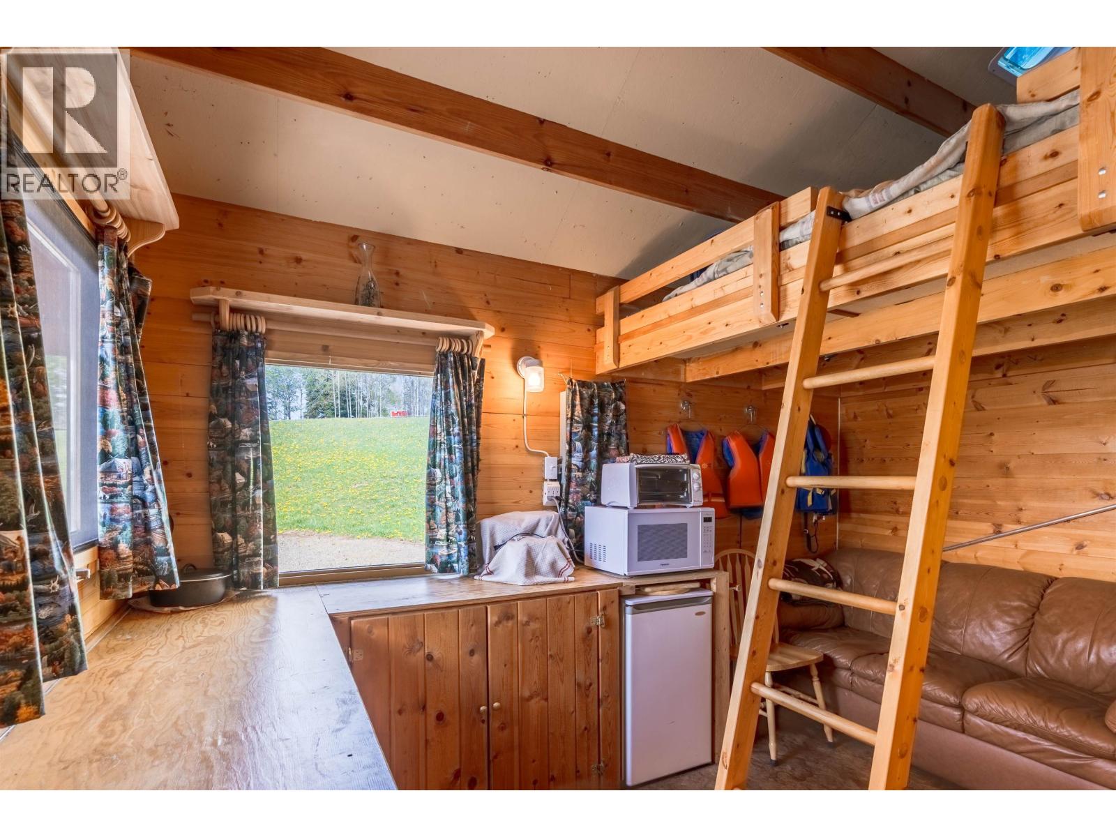 7962 Thirty Field Road, Bridge Lake, British Columbia  V0K 1X2 - Photo 25 - R3123636