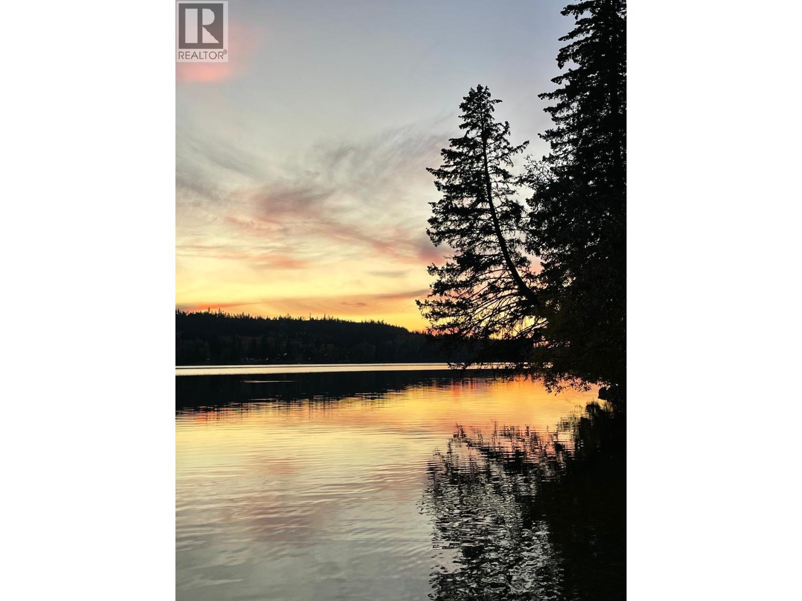 7962 Thirty Field Road, Bridge Lake, British Columbia  V0K 1X2 - Photo 36 - R3123636