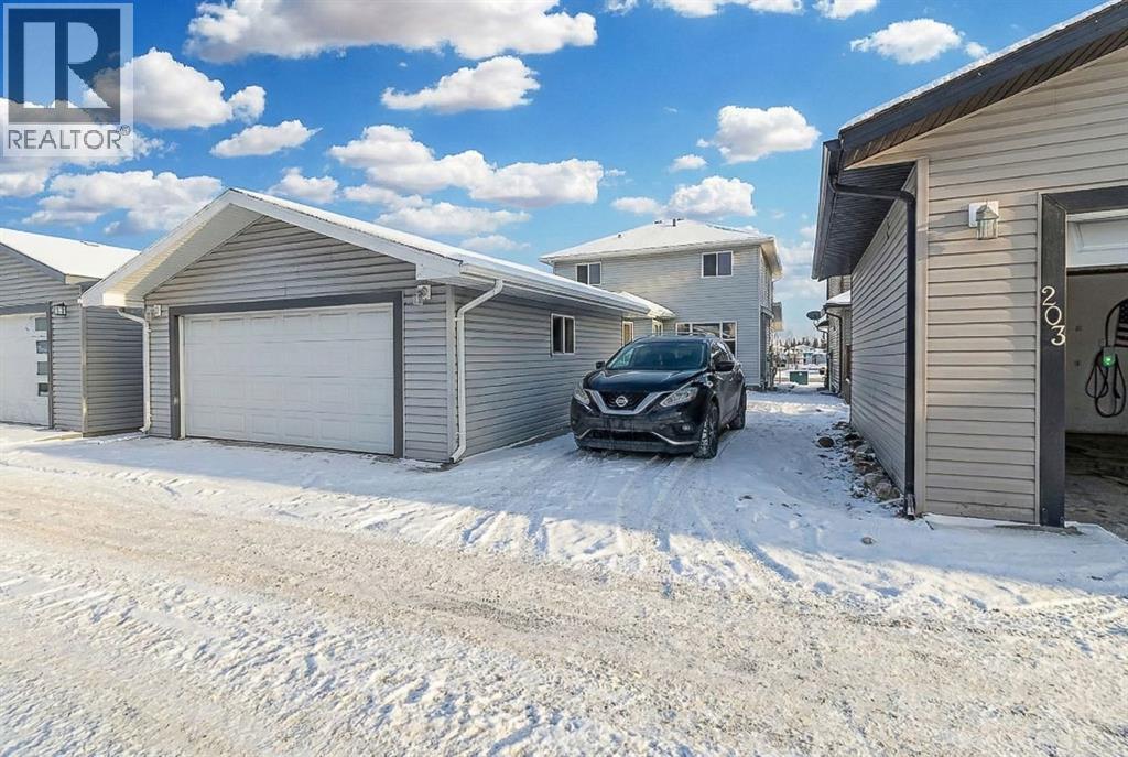 207 Loutit Road, Fort Mcmurray, Alberta  T9K 0L6 - Photo 42 - A2274333