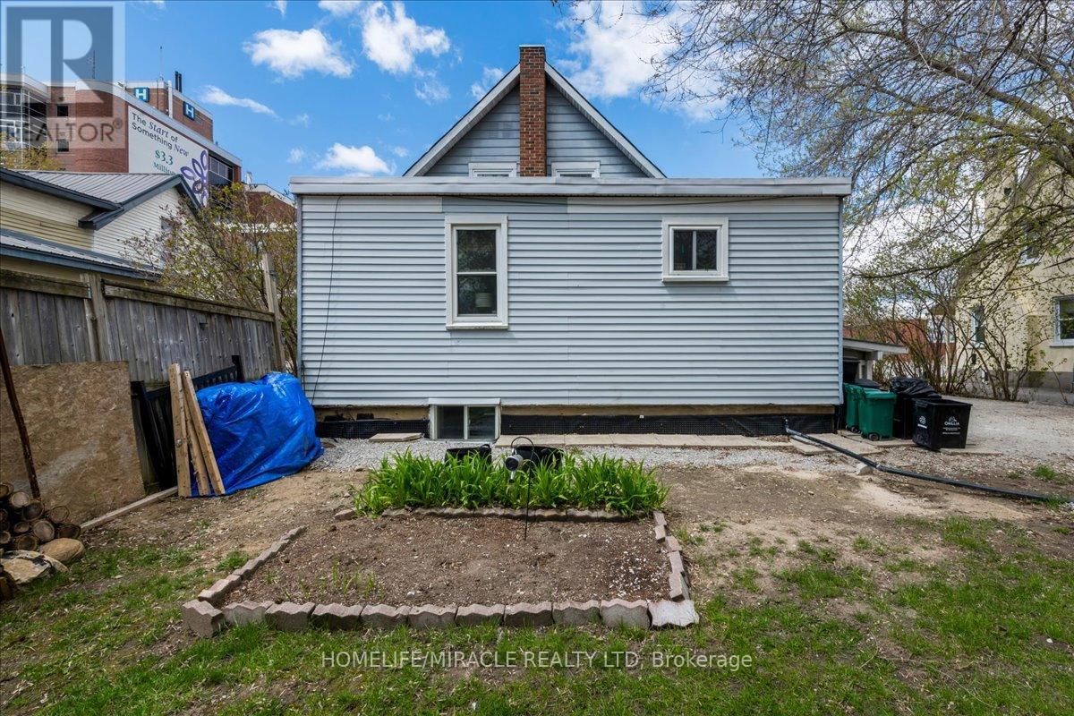 143 Colborne Street W, Orillia, Ontario  L3V 5B8 - Photo 22 - S13010518