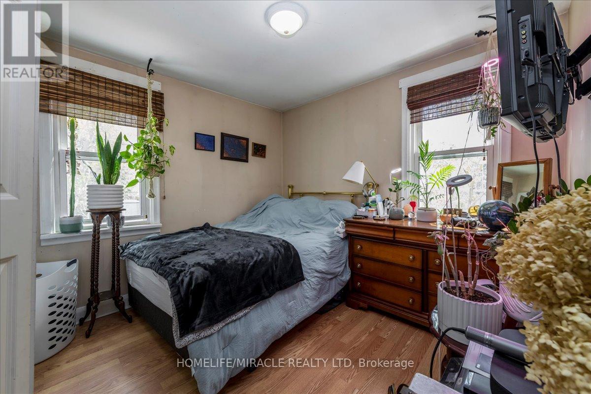 143 Colborne Street W, Orillia, Ontario  L3V 5B8 - Photo 5 - S13010518