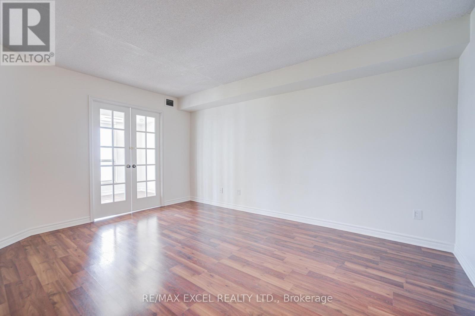 2105 - 2269 Lake Shore Boulevard W, Toronto, Ontario  M8V 3X6 - Photo 19 - W13119266