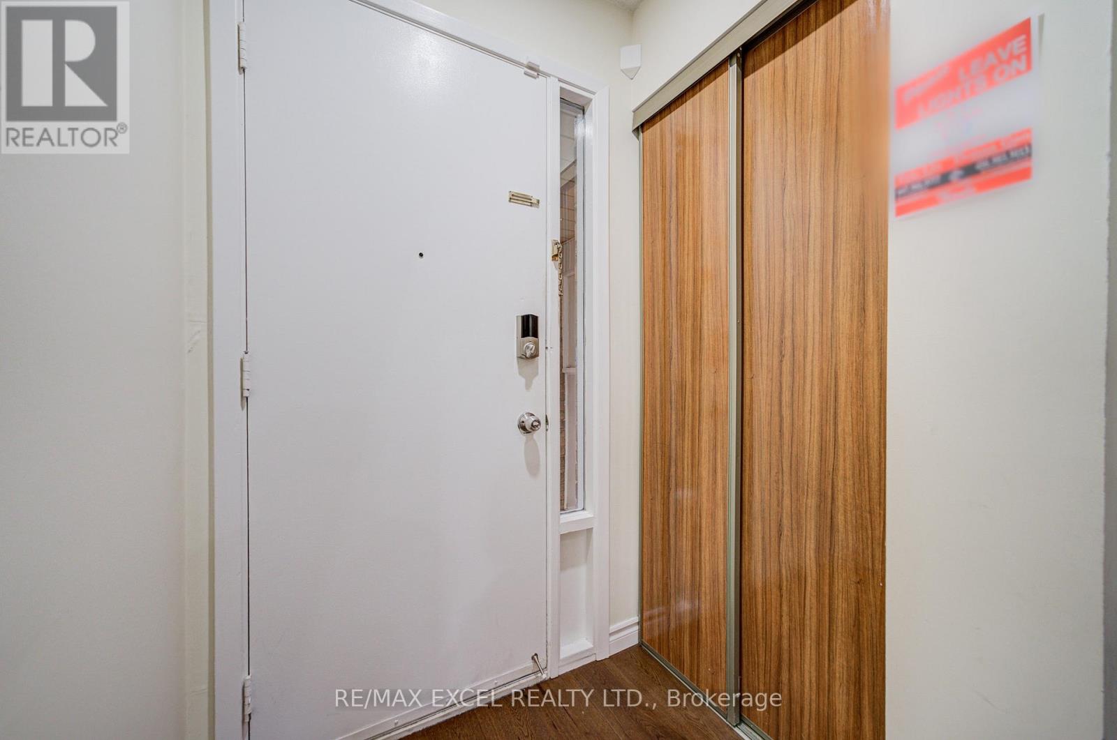 28 Karen Miles Crescent, Markham, Ontario  L3S 1Z6 - Photo 6 - N13118760