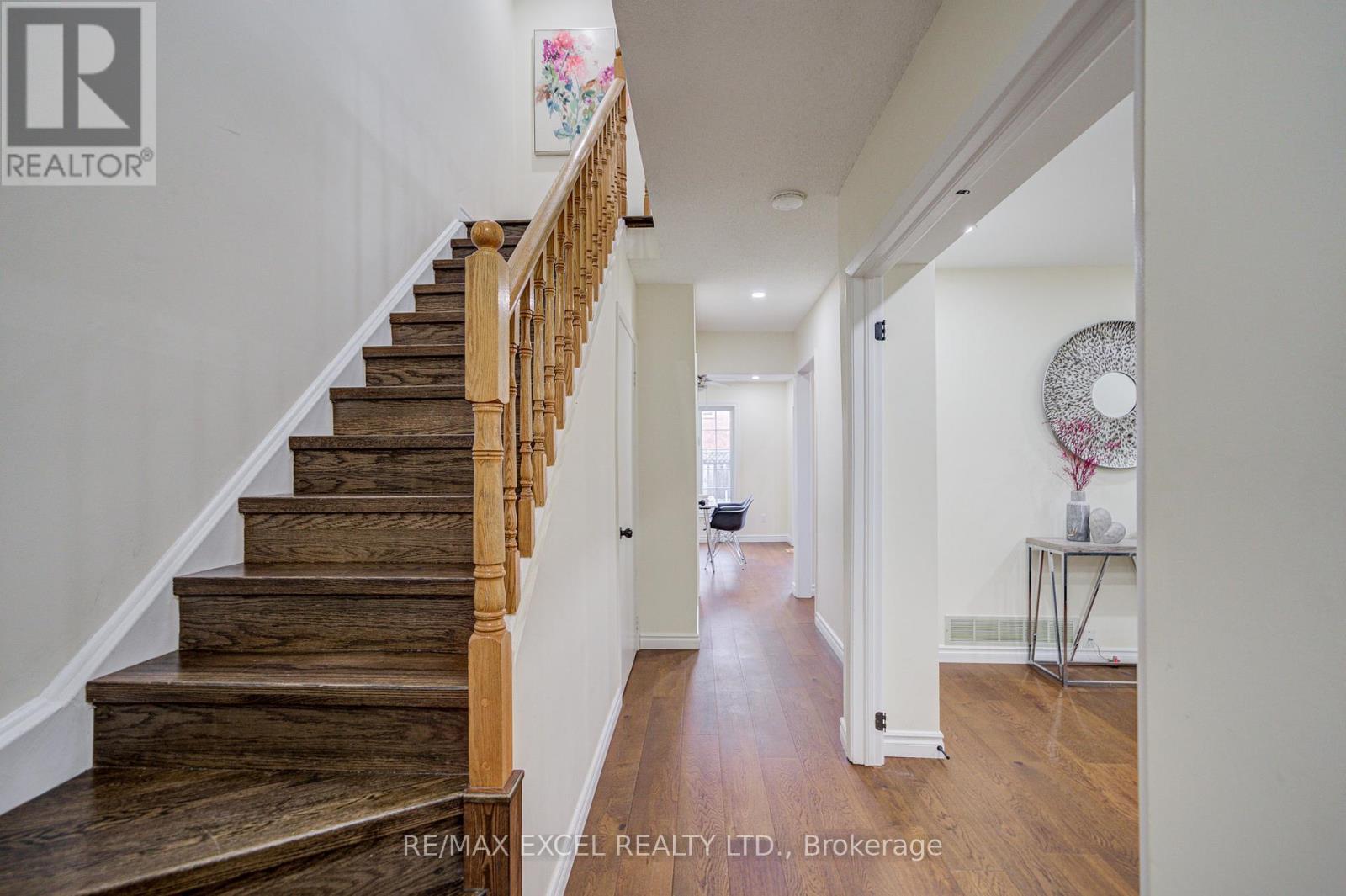 28 Karen Miles Crescent, Markham, Ontario  L3S 1Z6 - Photo 8 - N13118760